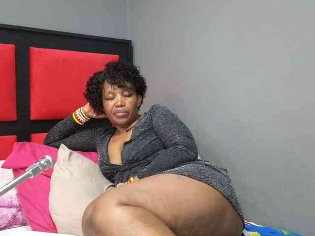 Sheila80 webcam