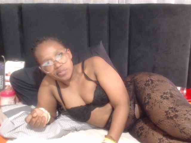 Sheila80 webcam