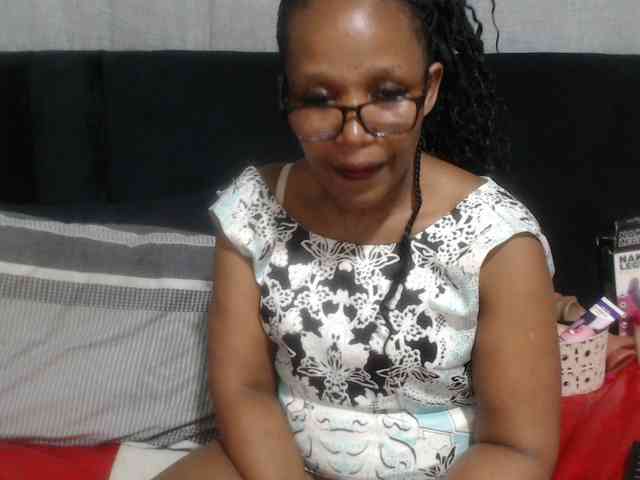 Sheila80 webcam
