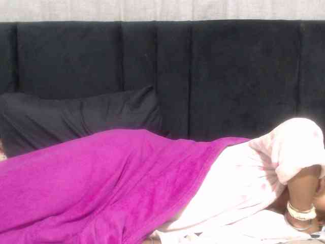 Sheila80 webcam