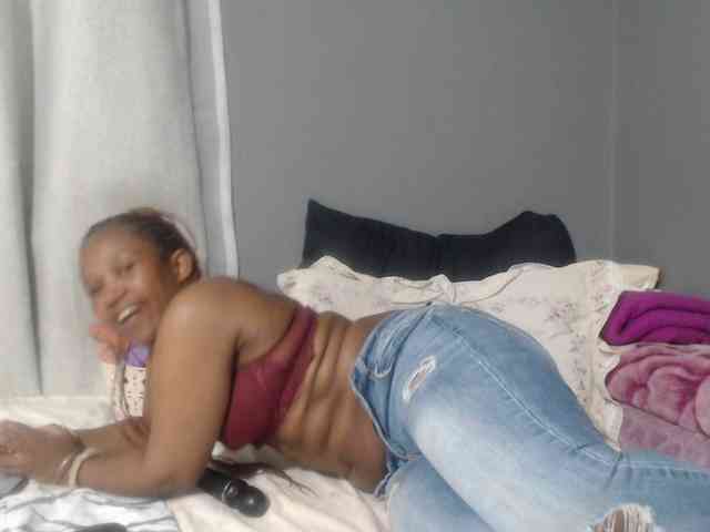 Sheila80 webcam