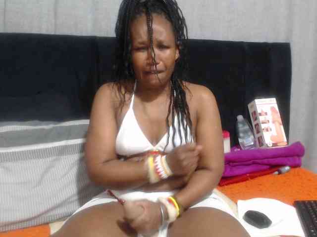 Sheila80 webcam