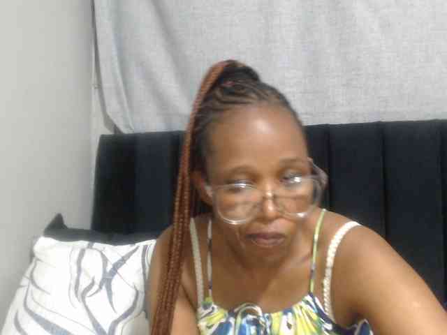 Sheila80 webcam