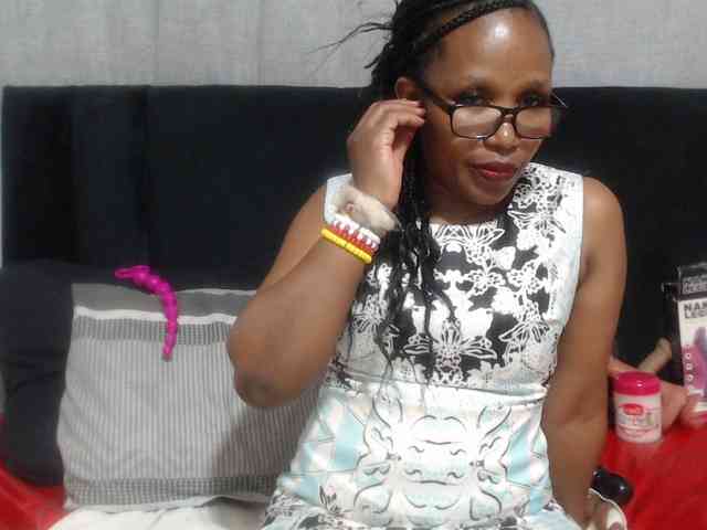 Sheila80 webcam