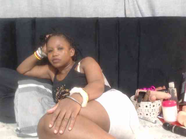 Sheila80 webcam