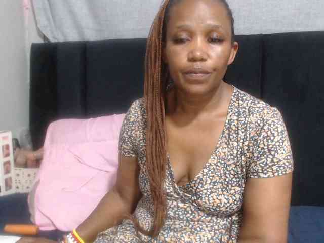 Sheila80 webcam