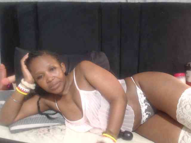 Sheila80 webcam