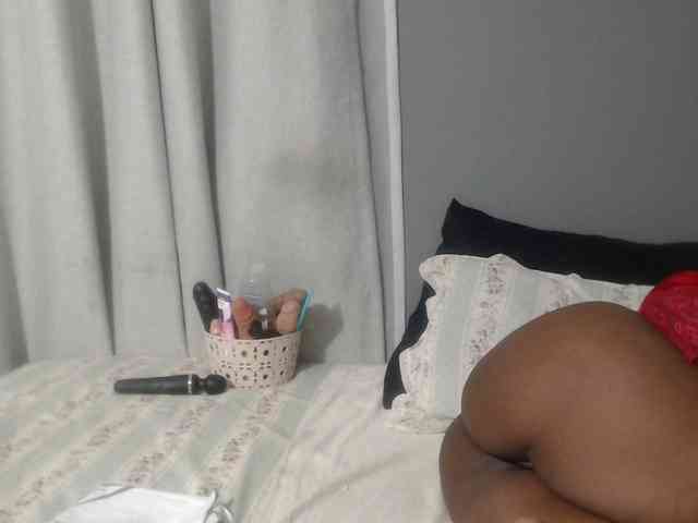Sheila80 webcam