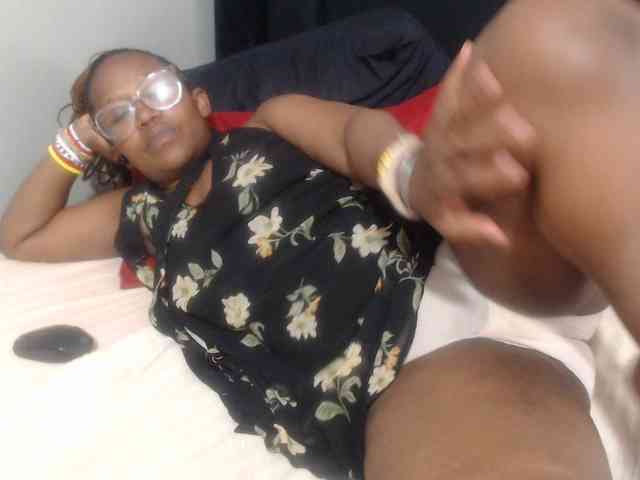 Sheila80 webcam