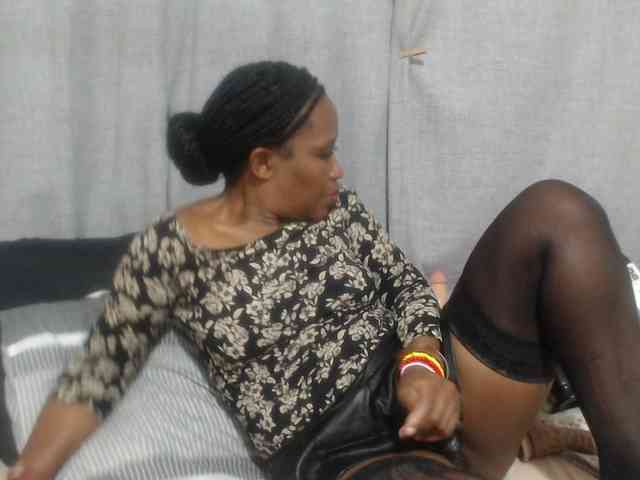 Sheila80 webcam