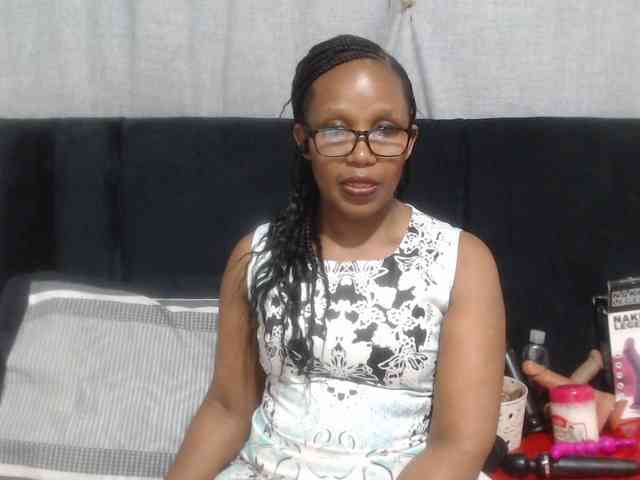 Sheila80 webcam
