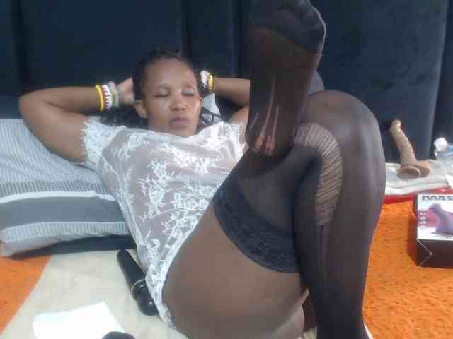Sheila80 webcam