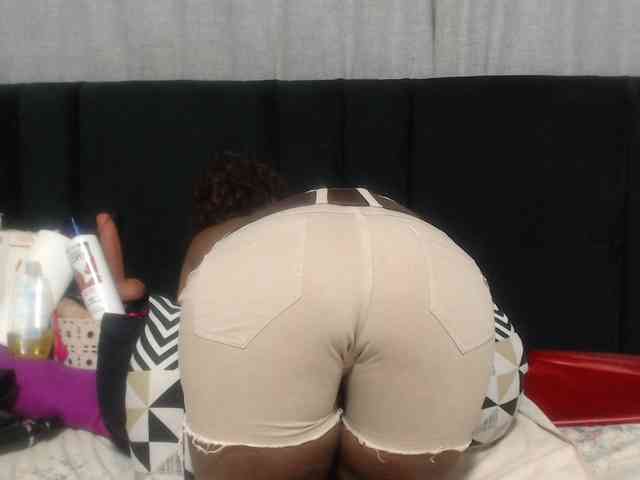 Sheila80 webcam