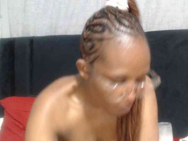 Sheila80 webcam