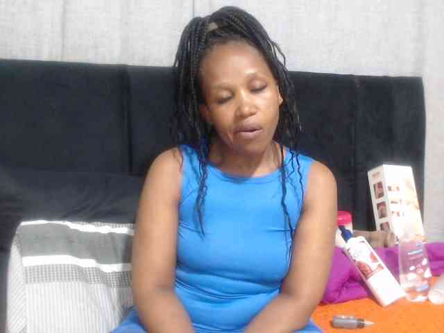 Sheila80 webcam