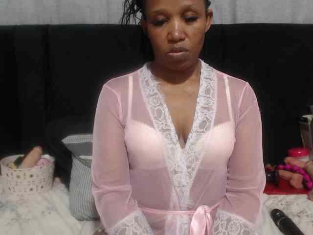 Sheila80 webcam