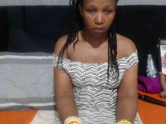 Sheila80 webcam