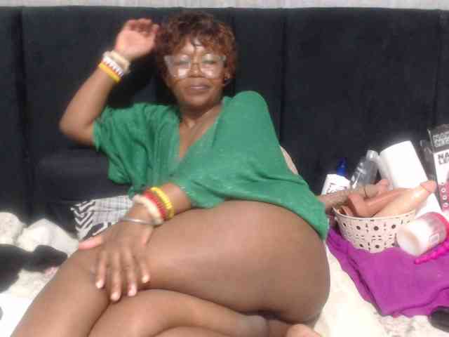 Sheila80 webcam