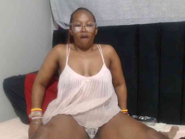 Sheila80 webcam