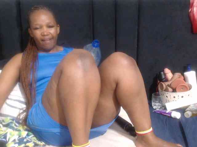 Sheila80 webcam
