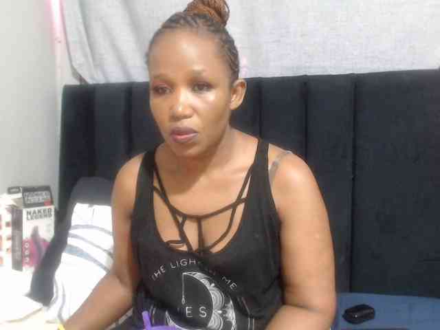 Sheila80 webcam