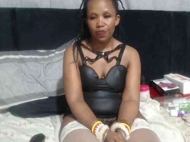 Sheila80 webcam