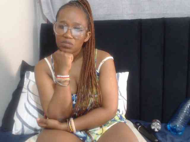 Sheila80 webcam
