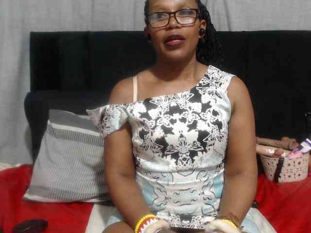 Sheila80 webcam