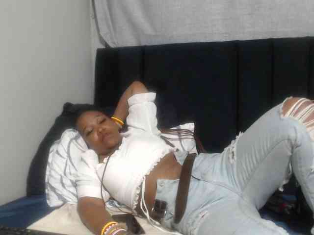 Sheila80 webcam