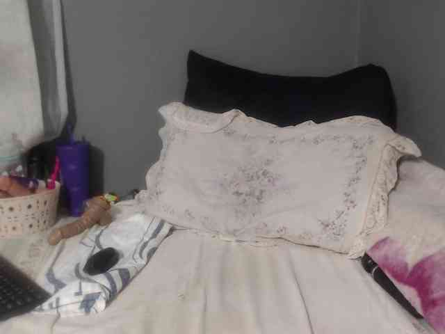Sheila80 webcam