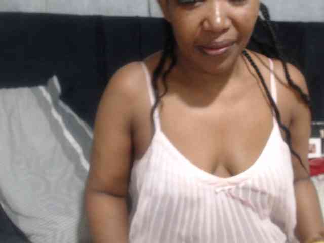 Sheila80 webcam