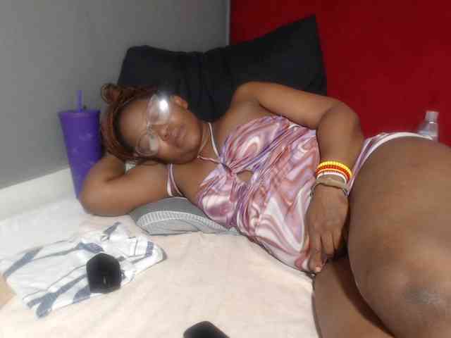 Sheila80 webcam