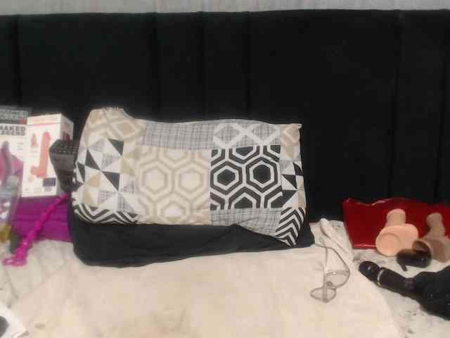 Sheila80 webcam