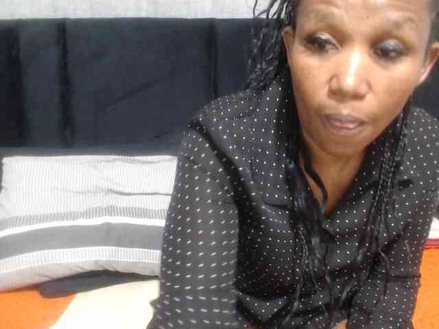 Sheila80 webcam