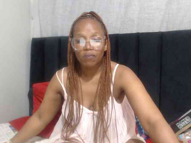 Sheila80 webcam