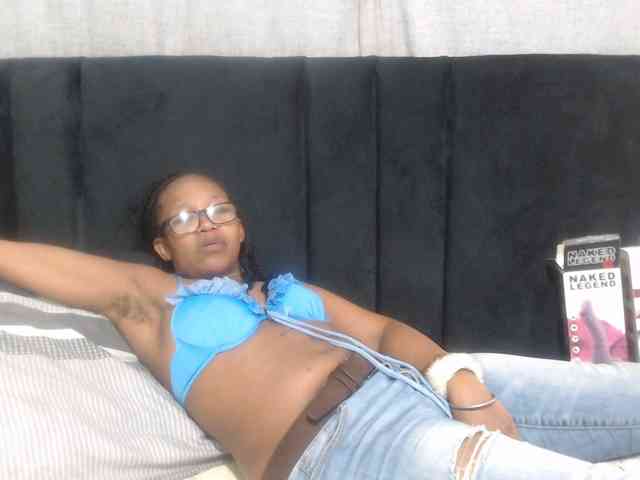 Sheila80 webcam