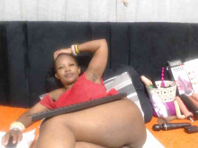 Sheila80 webcam