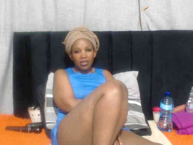 Sheila80 webcam