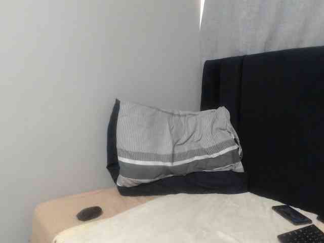Sheila80 webcam