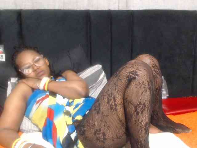 Sheila80 webcam