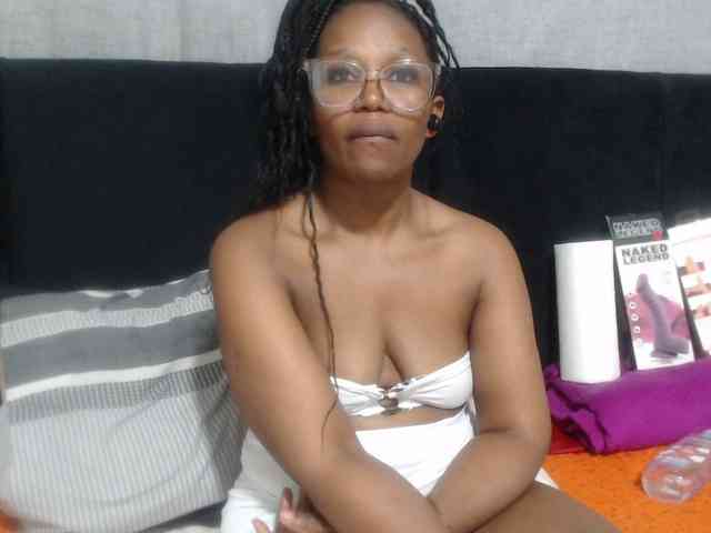 Sheila80 webcam