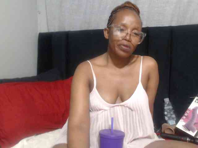Sheila80 webcam