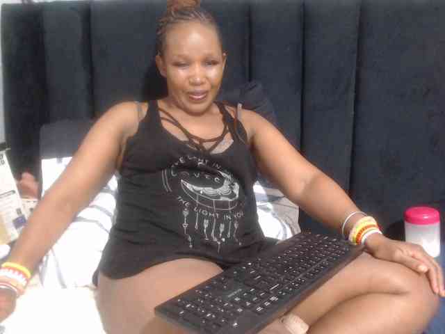 Sheila80 webcam