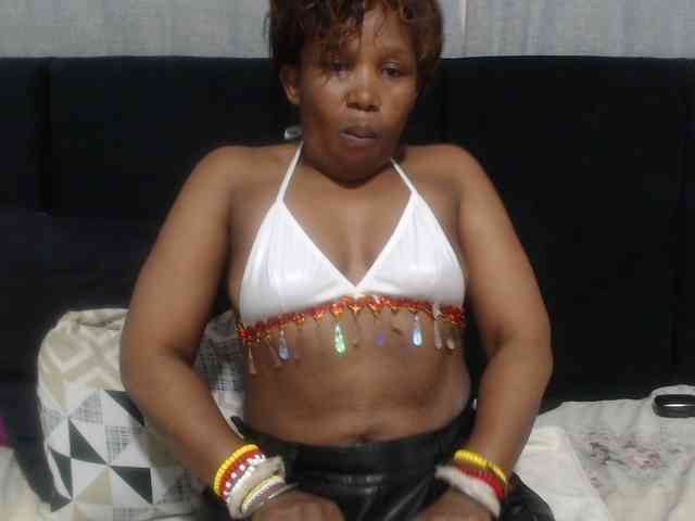 Sheila80 webcam