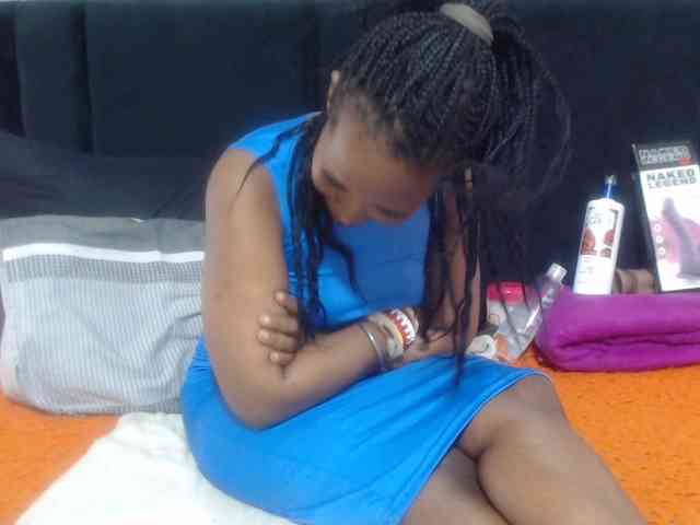 Sheila80 webcam