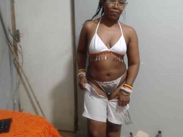 Sheila80 webcam
