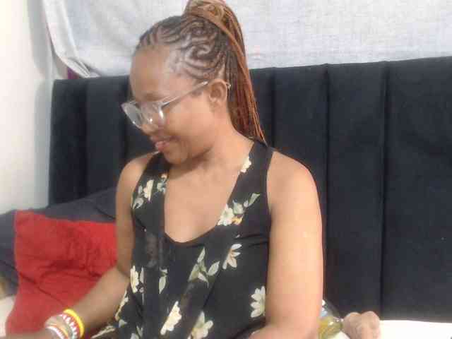 Sheila80 webcam