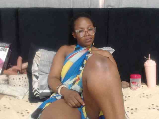 Sheila80 webcam