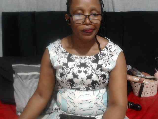 Sheila80 webcam