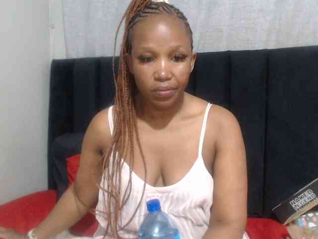 Sheila80 webcam